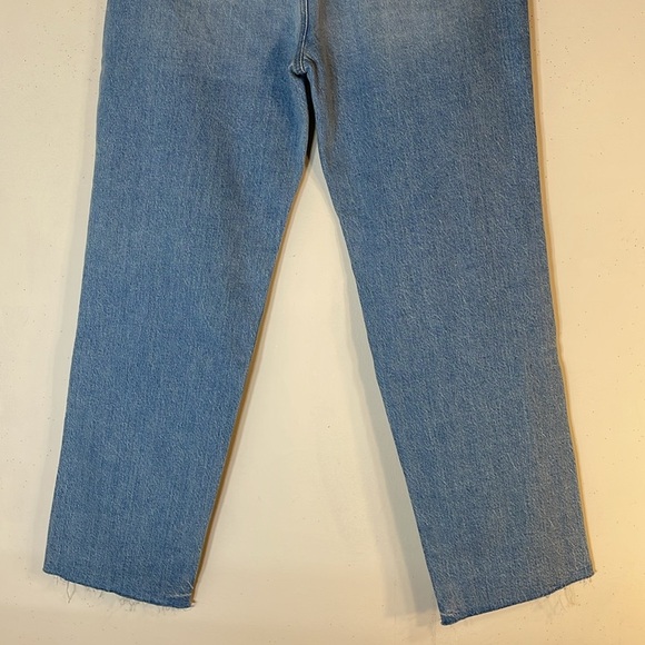 NWT. LOFT 26/2 Fresh Cut High Rise Straight Jeans in Light Vintage Wash. - Picture 12 of 12